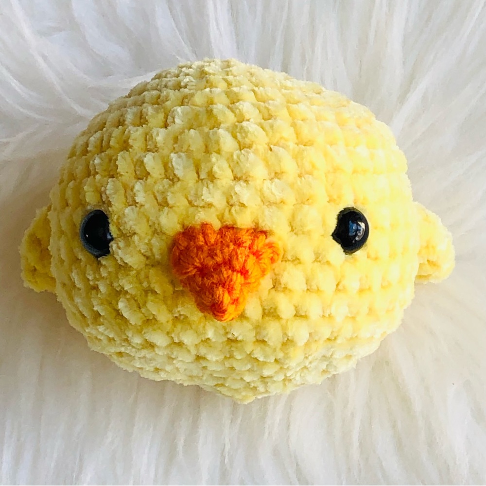 Handmade Crochet Baby Chick 1 pc - Picture 4 of 6